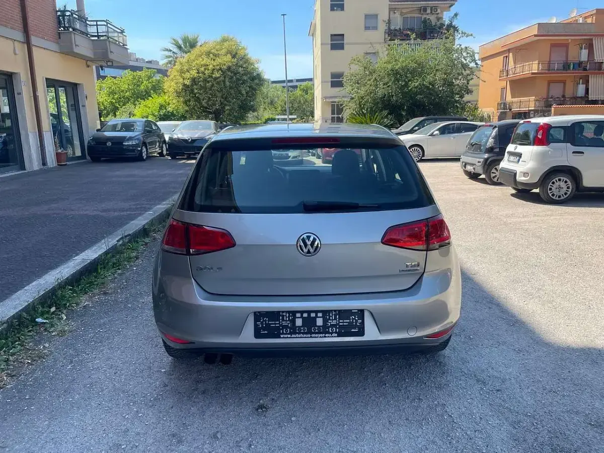 Usata VW Golf VII United 122 CV (89 kW) 2013 Grigio Berlina