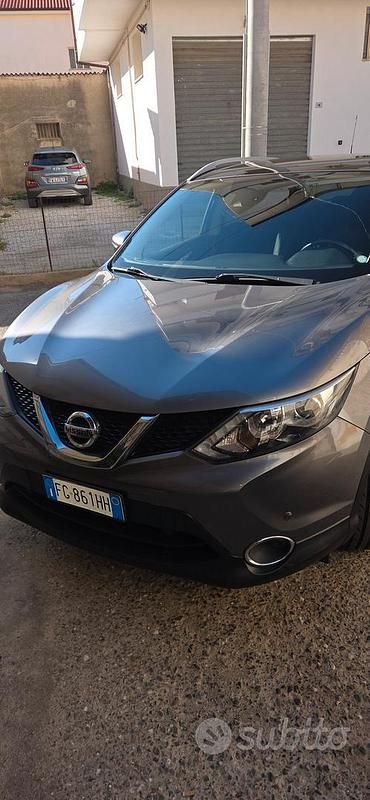 Usata Nissan Qashqai 115 CV (84 kW) 2016 Grigio SUV