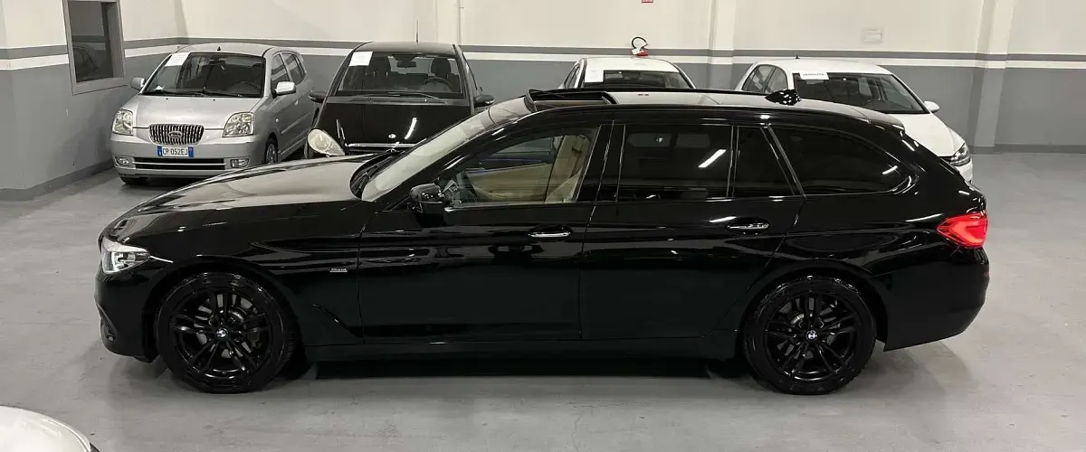 Usata BMW 530 Sport Line 265 CV (194 kW) 2017 Nero Station wagon