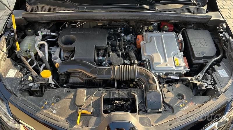 Usata Renault Captur 145 CV (106 kW) 2023 Nero SUV