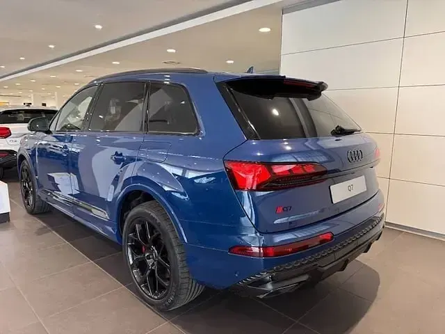 Usata Audi Q7 S-Line 489 CV (359 kW) 2024 Blu ascari metallizzato SUV