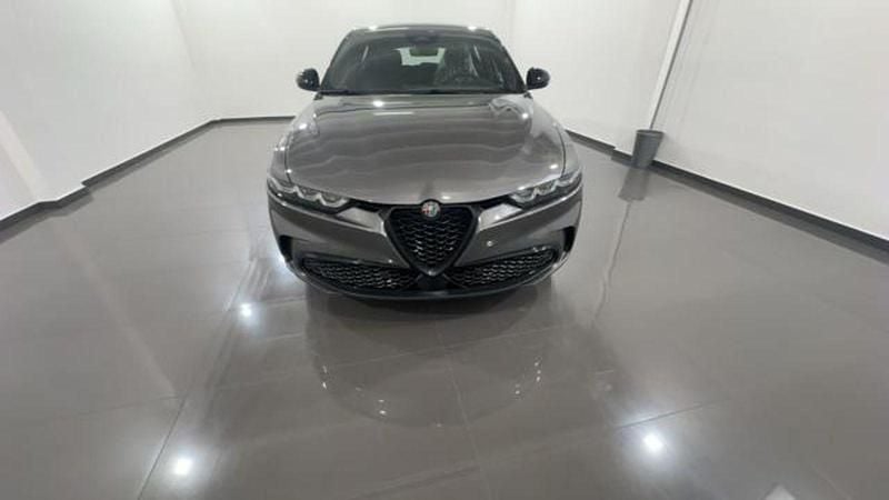 Second-hand Alfa Romeo Tonale Sprint 130 CP (95 kW) 2023 Gri SUV