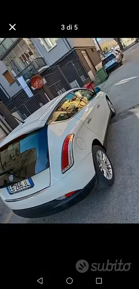 Usata Lancia Delta 120 CV (88 kW) 2010 Bianco Utilitaria