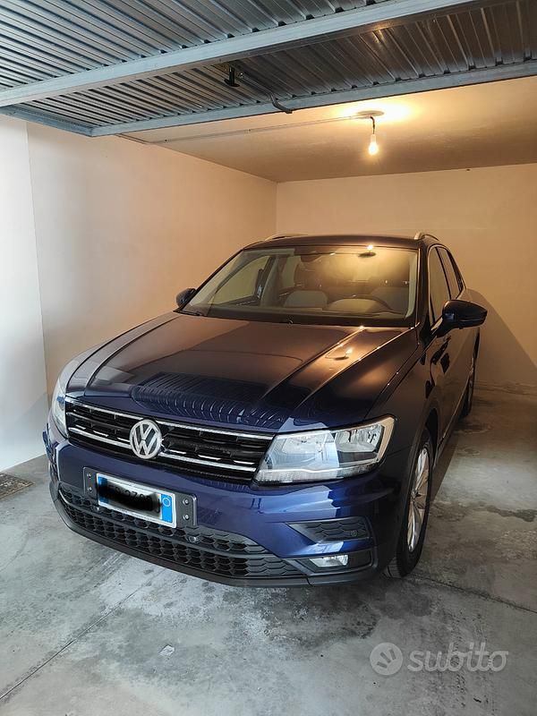 Usata VW Tiguan Business 150 CV (110 kW) 2018 Blu/azzurro SUV