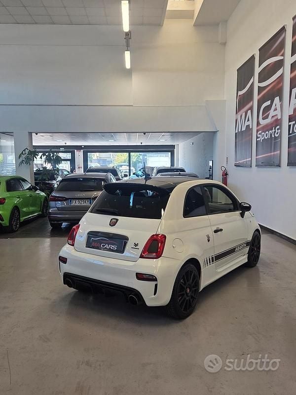 Usata Abarth 595 Esseesse 180 CV (132 kW) 2021 Bianco Berlina