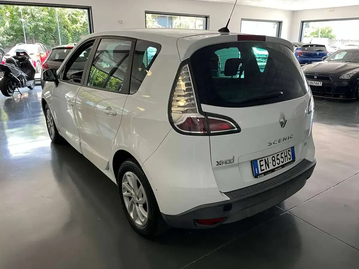 Usata Renault Scenic E-Tech 110 CV (80 kW) 2012 Other Monovolume