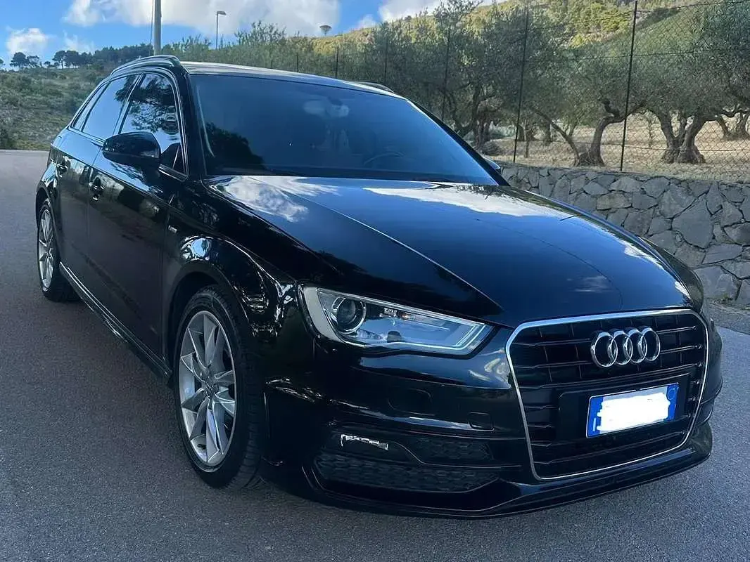 Usata Audi A3 Ambiente 110 CV (80 kW) 2015 Nero Berlina