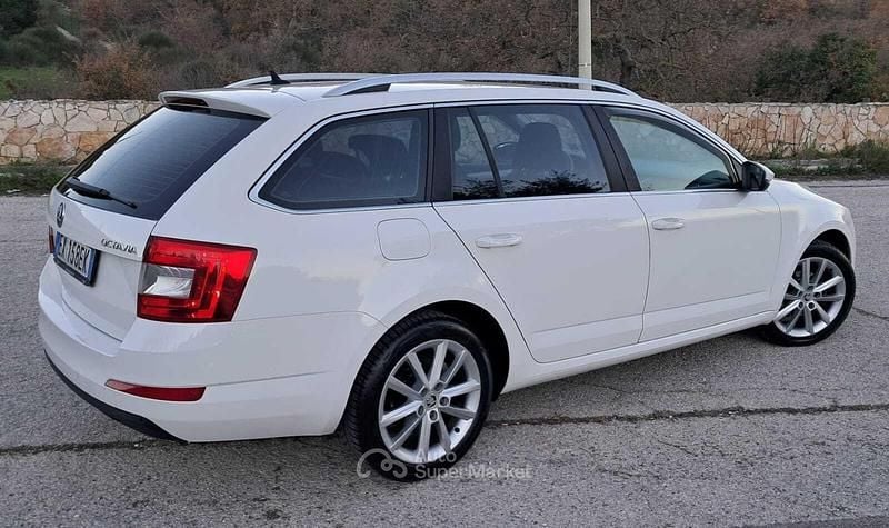 Usata Skoda Octavia Ambition 105 CV (77 kW) 2014 Bianco Station wagon