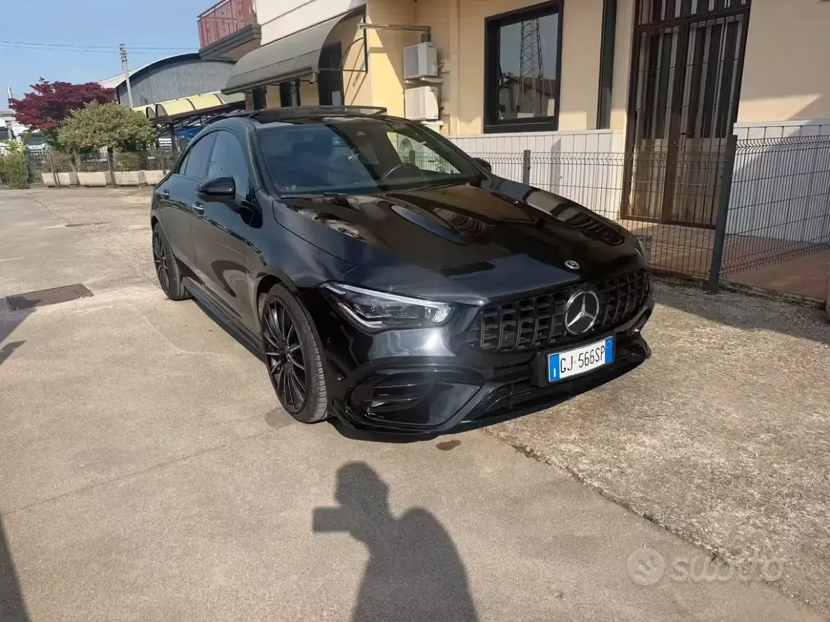 Usata Mercedes CLA200 Premium 163 CV (119 kW) 2022 Nero Coupé