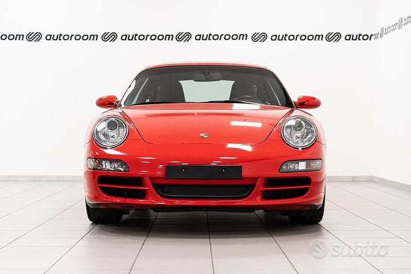 Usata Porsche 911 Carrera 325 CV (239 kW) 2005 Rosso Coupé