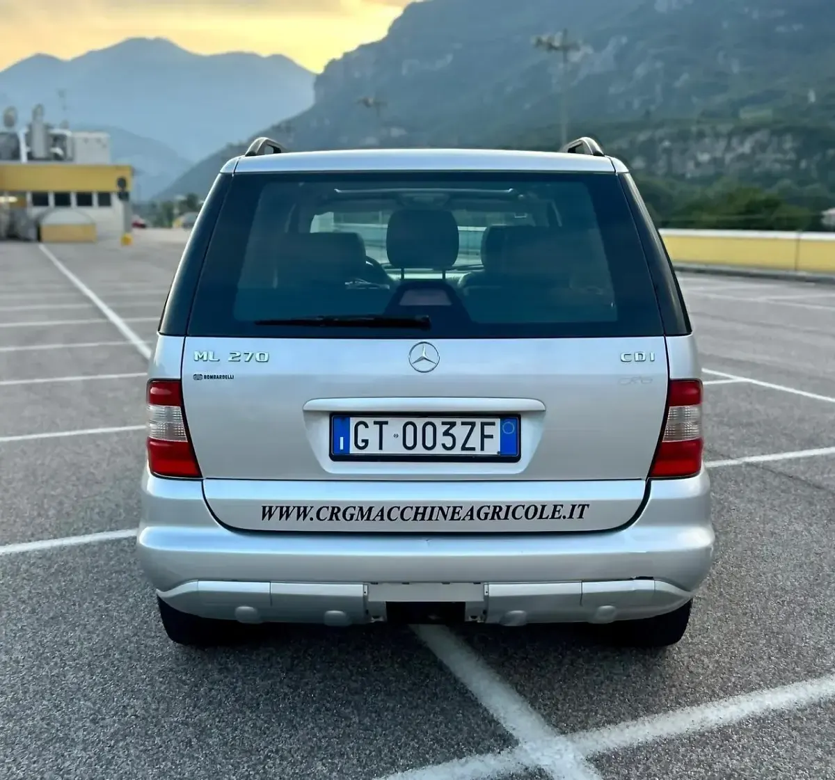 Usata Mercedes ML270 163 CV (119 kW) 2004 Argento SUV