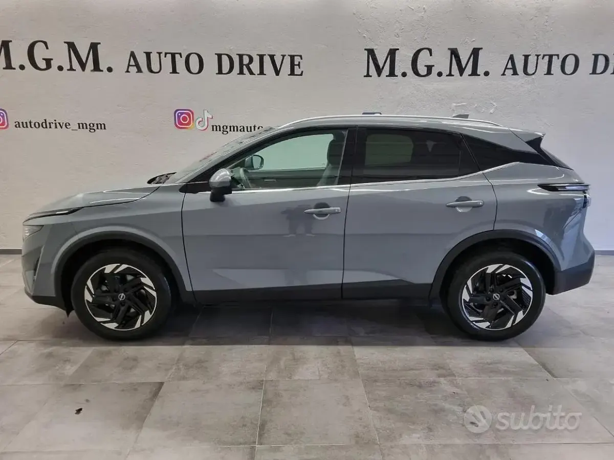 Nuova Nissan Qashqai N-Connecta 140 CV (102 kW) 2026 Grigio SUV