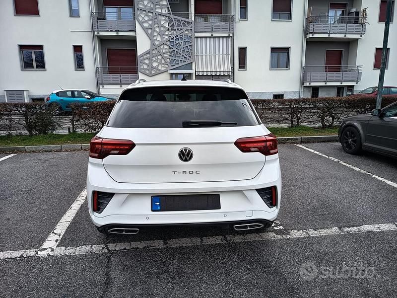 Usata VW T-Roc R-line 150 CV (110 kW) 2023 Bianco SUV
