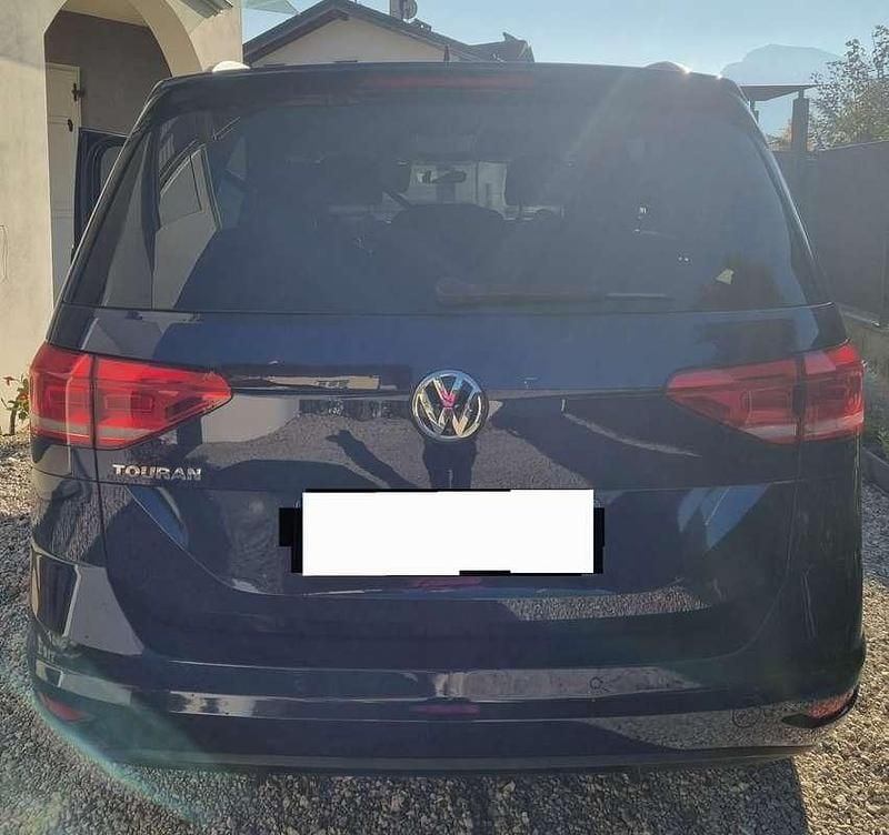 Usata VW Touran Highline 116 CV (85 kW) 2018 Blu/azzurro Monovolume