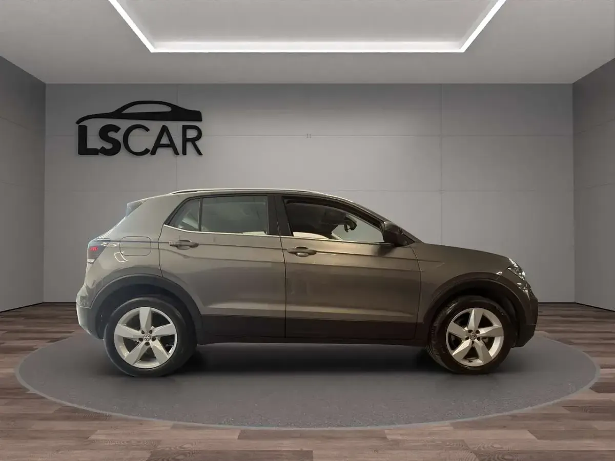 Usata VW T-Cross Advance 116 CV (85 kW) 2020 Grigio SUV