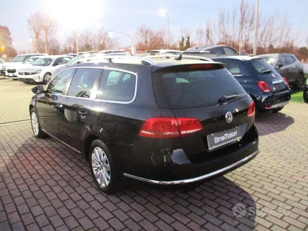 Usata VW Passat Comfortline 140 CV (102 kW) 2011 Nero Station wagon