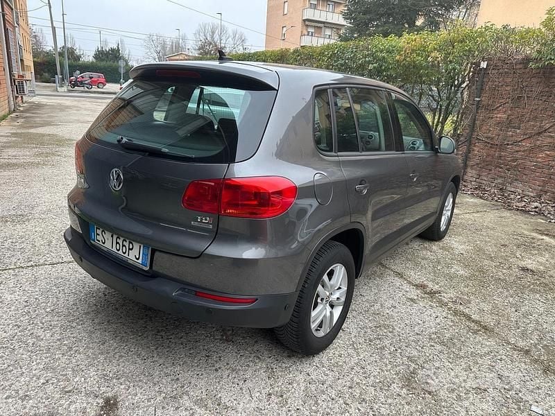 Occasion VW Tiguan Trendline 110 ch (80 kW) 2013 Gris SUV