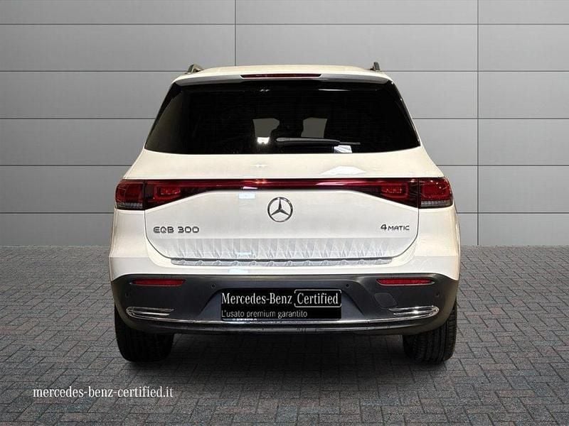 Usata Mercedes EQB300 Sport Edition 167 kW (228 CV) 2022 Bianco polare SUV