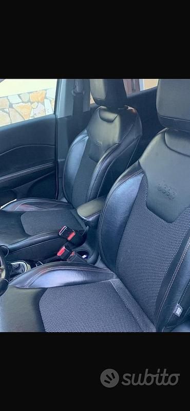 Usata Jeep Compass 140 CV (102 kW) 2018 Bianco SUV