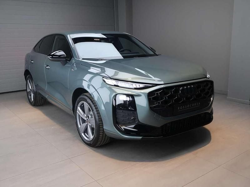 Nuova Audi Q3 Sportback S-Line 204 CV (150 kW) 2026 Verde salvia SUV