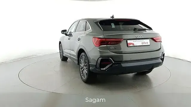 Usata Audi Q3 Sportback Business Plus 150 CV (110 kW) 2022 Grigio chronos metalizzato SUV