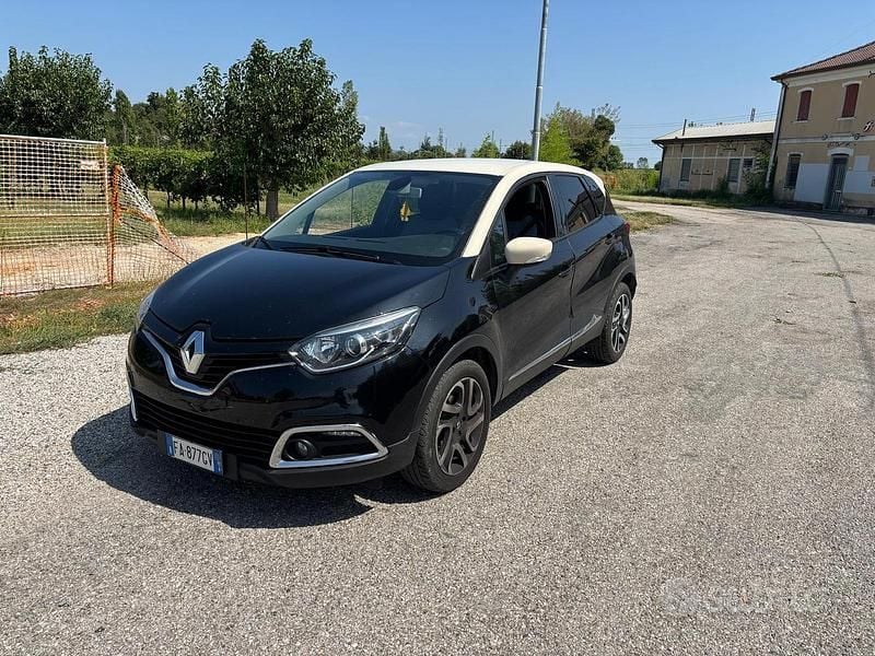Usata Renault Captur 110 CV (80 kW) 2015 SUV
