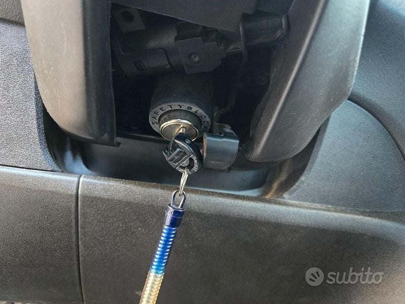 Usata Lancia Musa 95 CV (69 kW) 2012 Grigio Monovolume