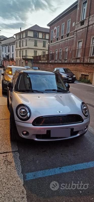 Usata Mini Cooper 120 CV (88 kW) 2007 Grigio Utilitaria