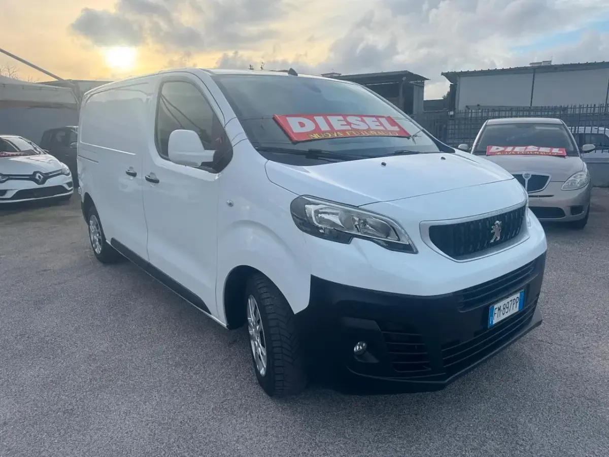 Usata Peugeot Expert 122 CV (89 kW) 2017 Bianco Furgone