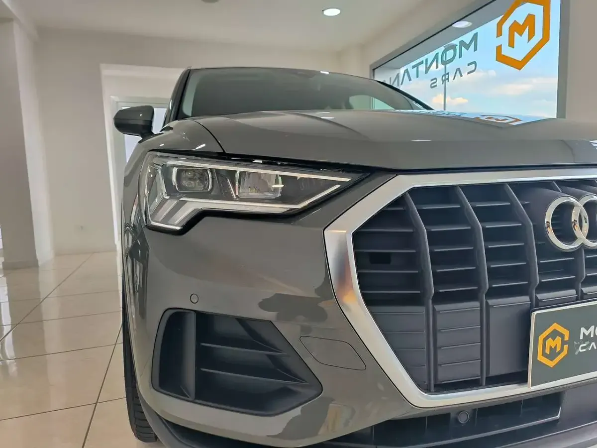 Usata Audi Q3 Business 150 CV (110 kW) 2022 Grigio chronos metallizzato SUV
