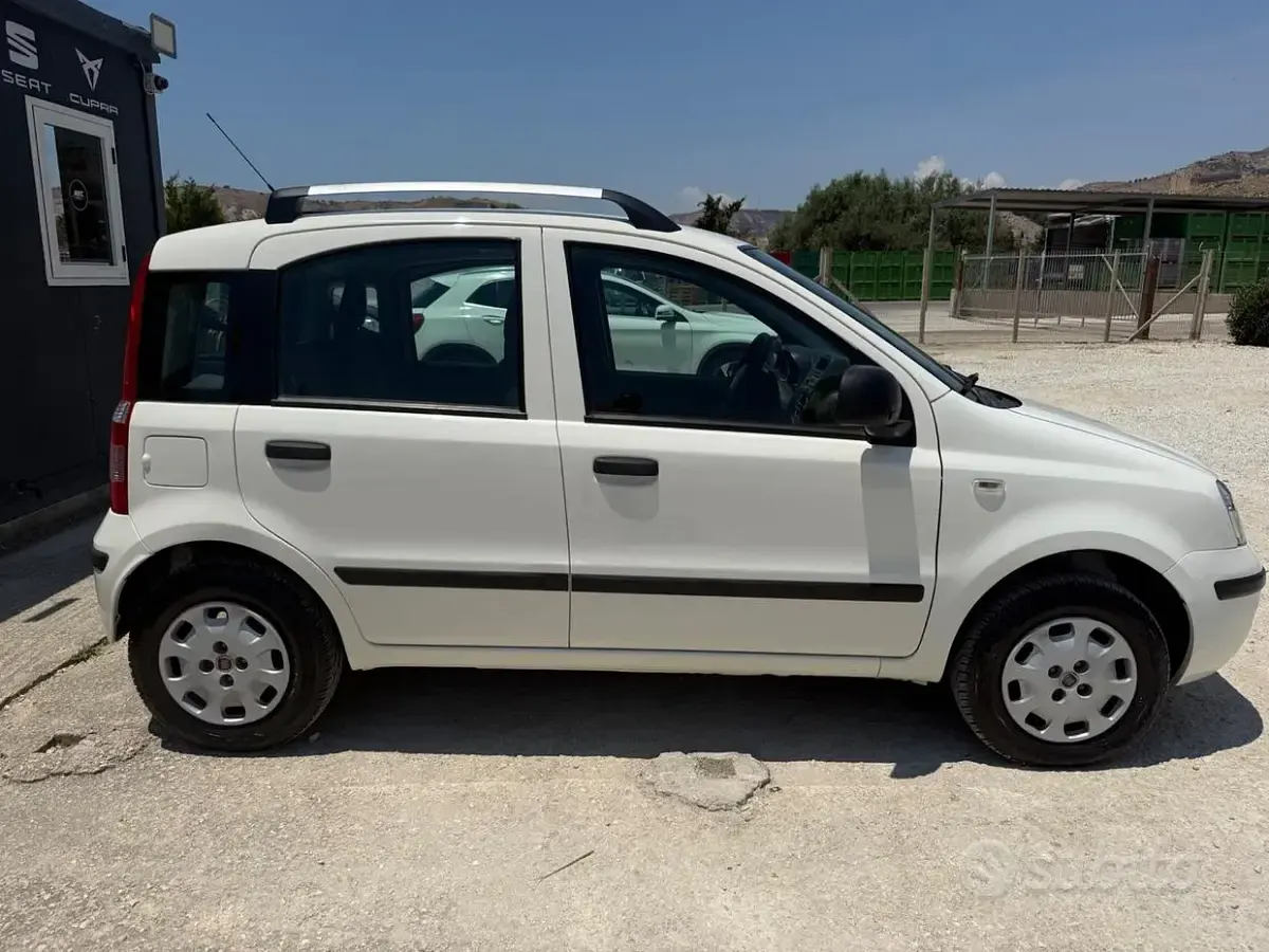 Usata Fiat Panda 75 CV (55 kW) 2012 Bianco Utilitaria
