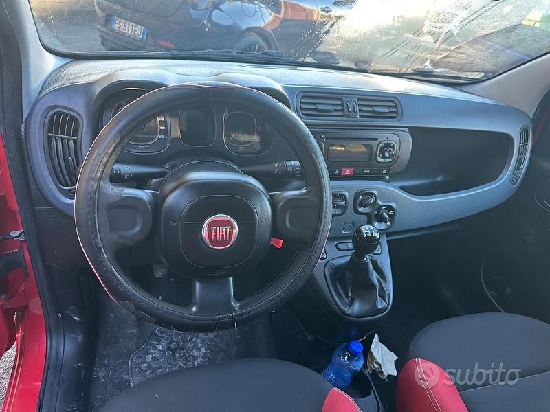 Usata Fiat Panda Pop 80 CV (58 kW) 2019 Rosso Furgone