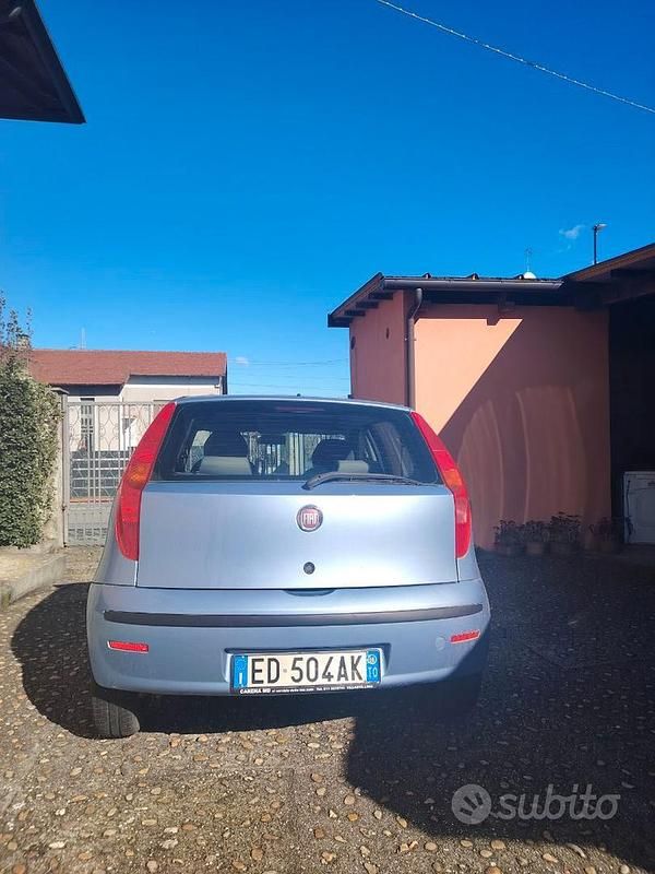 Usata Fiat Punto 2010 Utilitaria