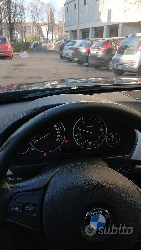 Usata BMW 320 2014 Blu Station wagon