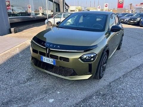 Usata Lancia Ypsilon 101 CV (74 kW) 2024 Oro Utilitaria