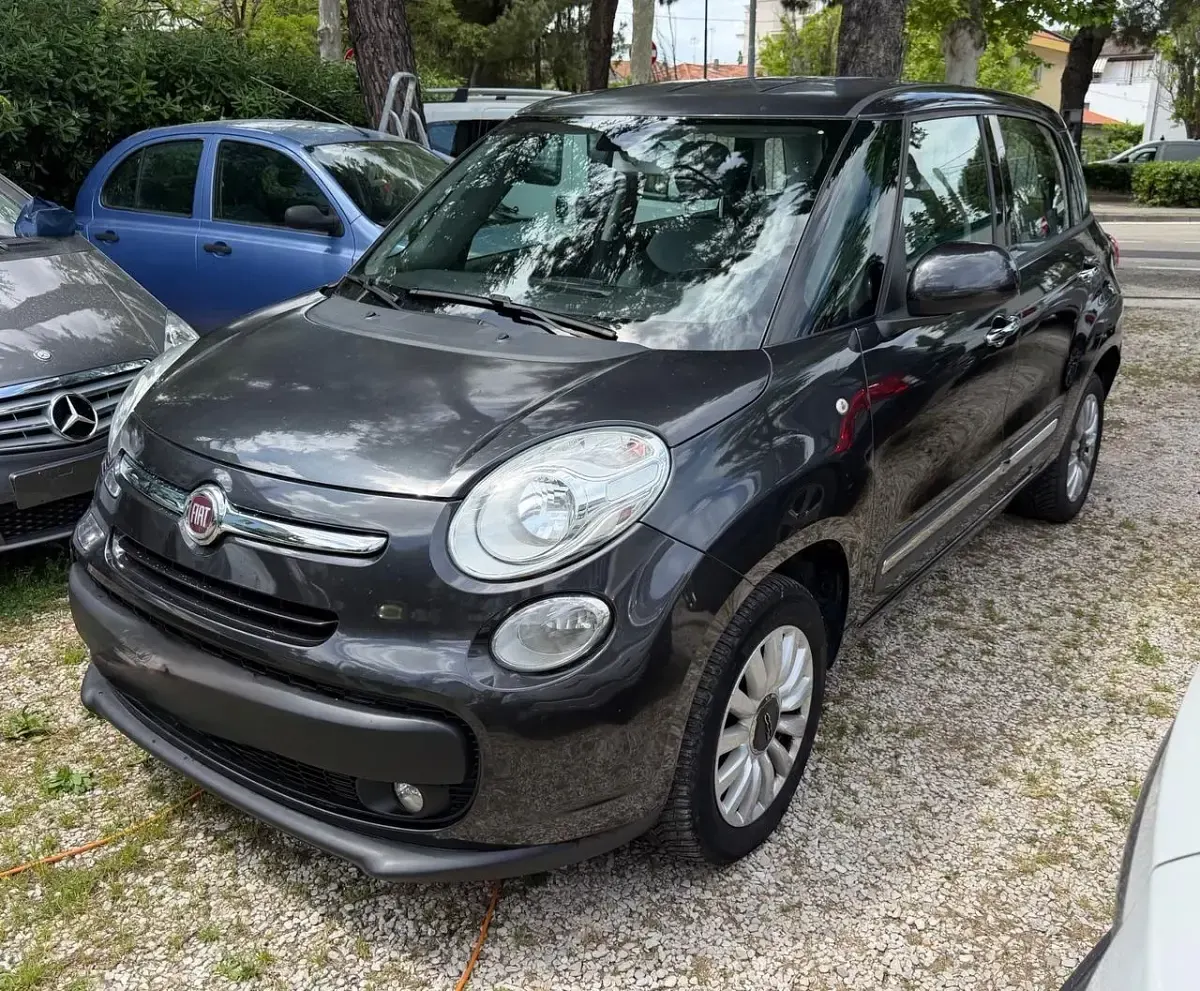 Usata Fiat 500L Lounge 80 CV (58 kW) 2015 Nero Monovolume