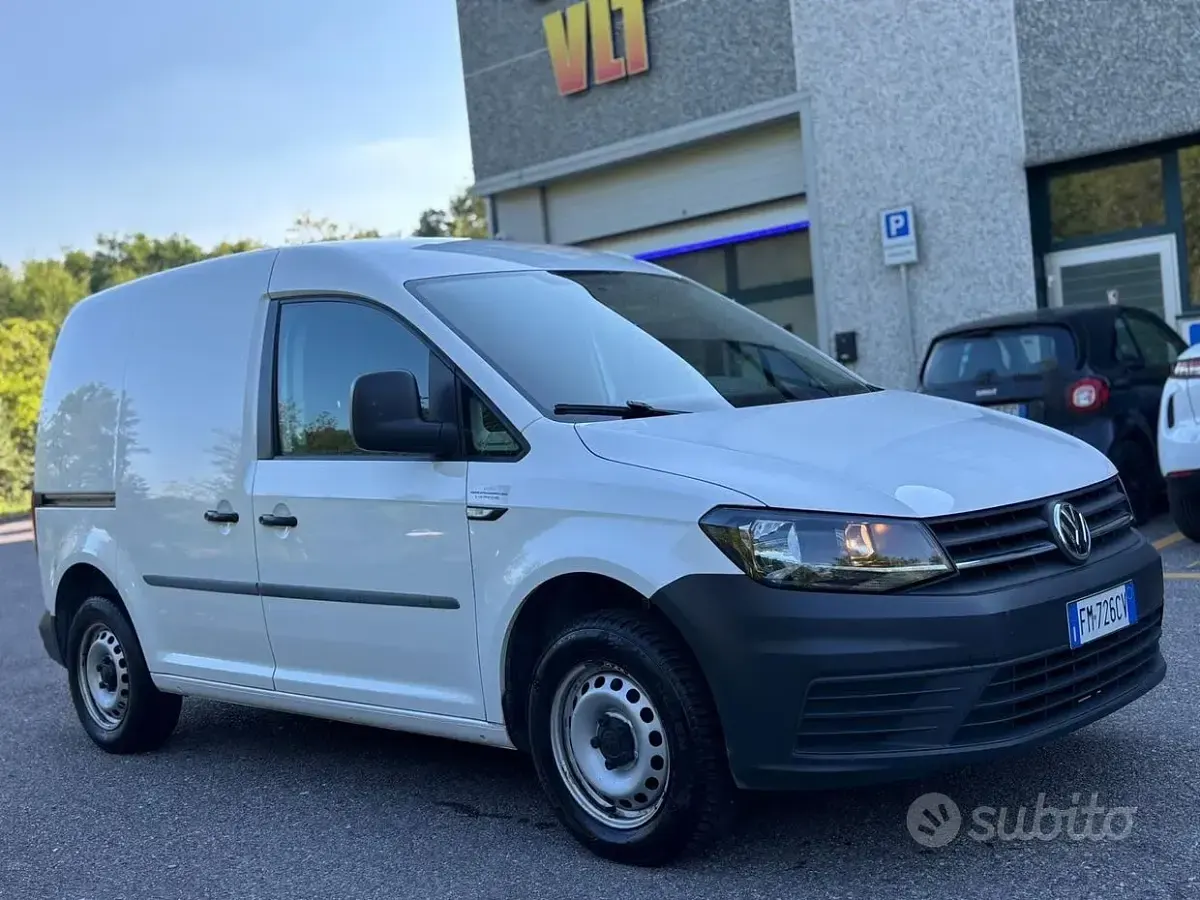 Usata VW Caddy 102 CV (75 kW) 2017 Bianco Monovolume