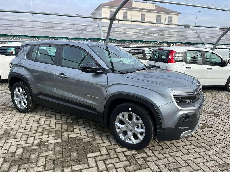 Nuova Jeep Avenger Altitude 101 CV (74 kW) 2025 Grigio SUV