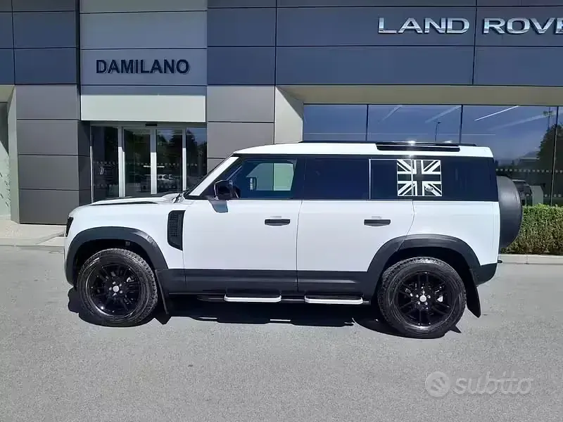 Usata Land Rover Defender S 241 CV (177 kW) 2020 Bianco SUV