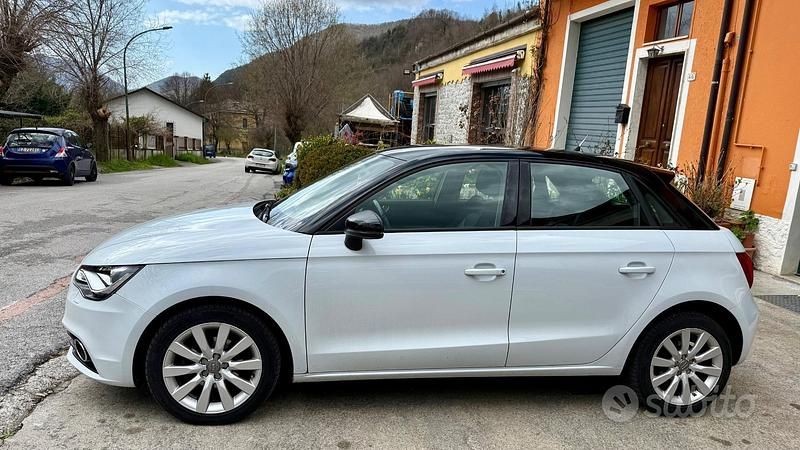 Usata Audi A1 Attraction 90 CV (66 kW) 2014 Bianco Utilitaria