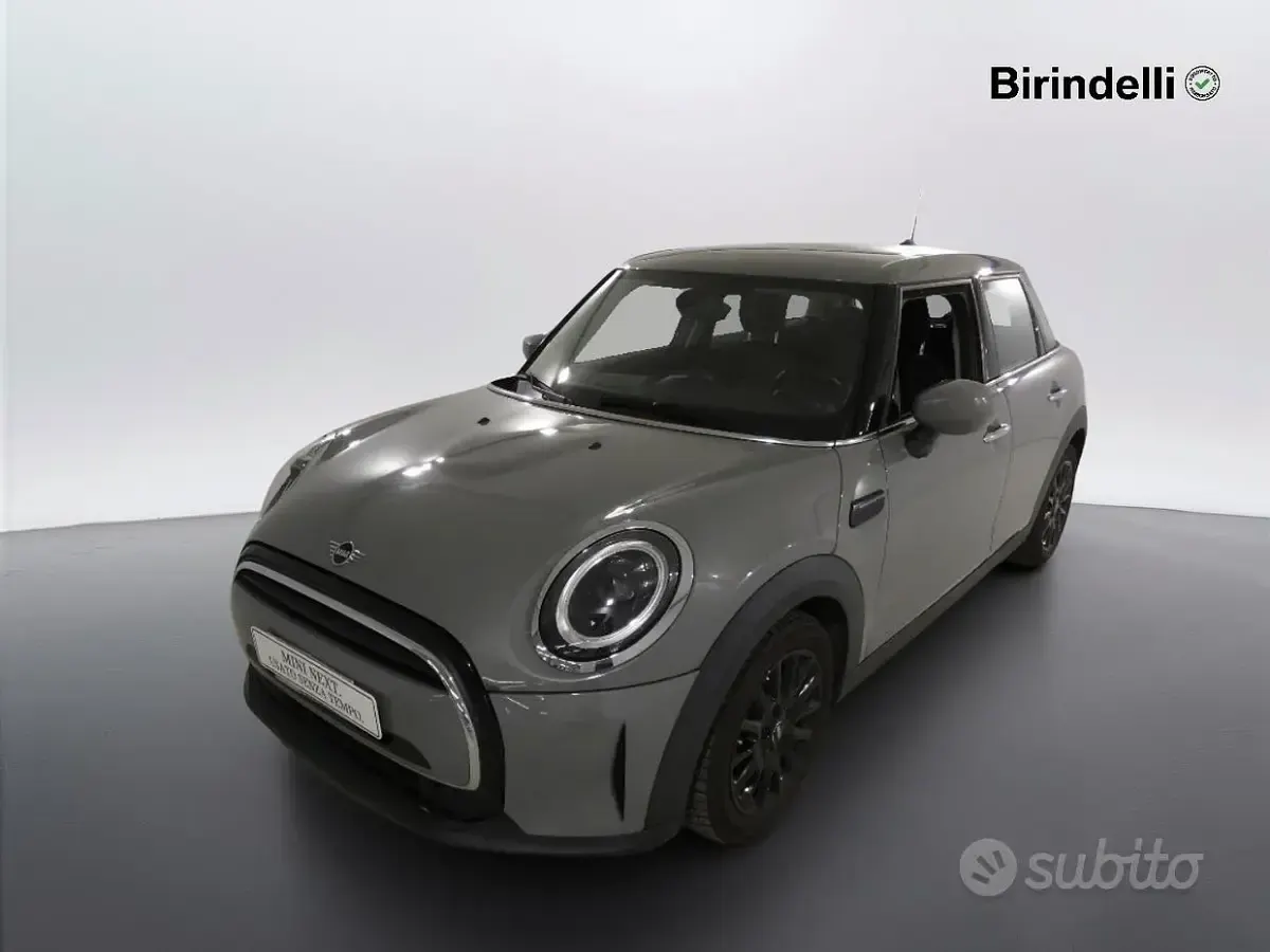 Usata Mini ONE Classic 75 CV (55 kW) 2021 Grigio Utilitaria