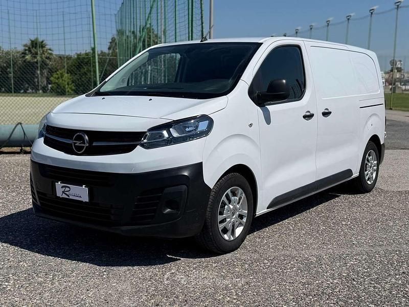 Bianco Usata 2022 Opel Vivaro Furgone | 17.500 € (Buon prezzo) - Immagine 1/4
