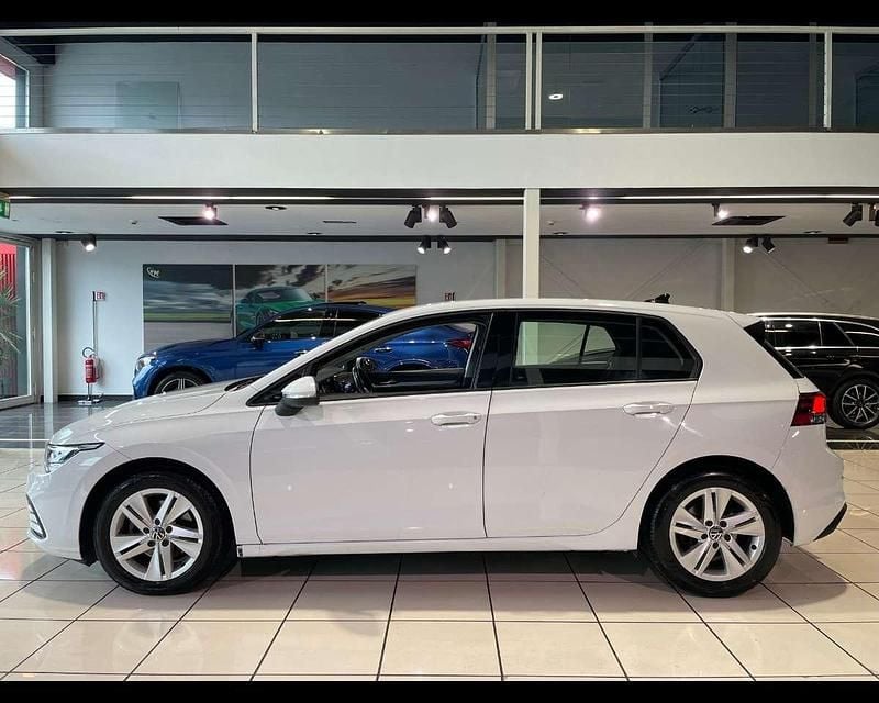 Usata VW Golf Life 150 CV (110 kW) 2022 Bianco Berlina