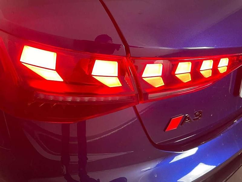 Usata Audi A3 Sportback S-Line 150 CV (110 kW) 2024 Blu/azzurro Utilitaria