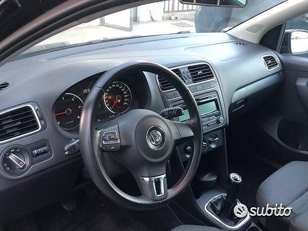 Usata VW Polo Comfortline 89 CV (65 kW) 2010 Nero Utilitaria