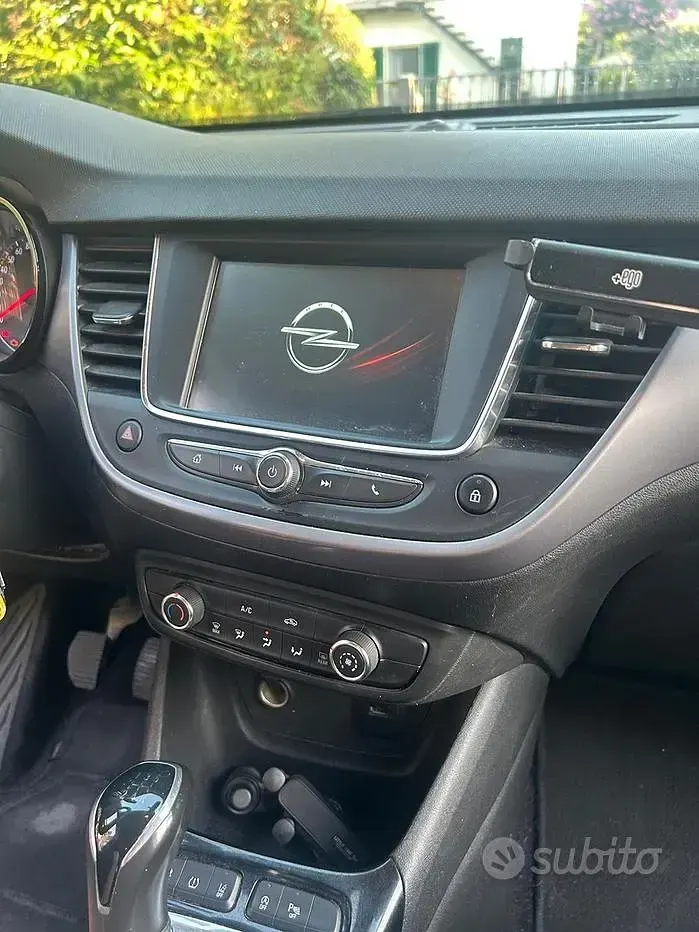 Usata Opel Crossland 83 CV (61 kW) 2019 Grigio SUV
