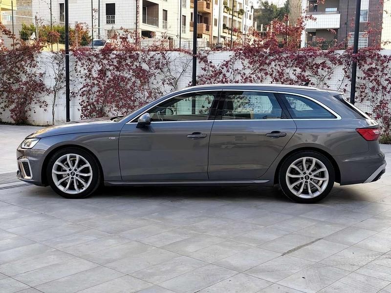 Usata Audi A4 S-Line 163 CV (119 kW) 2021 Grigio Station wagon