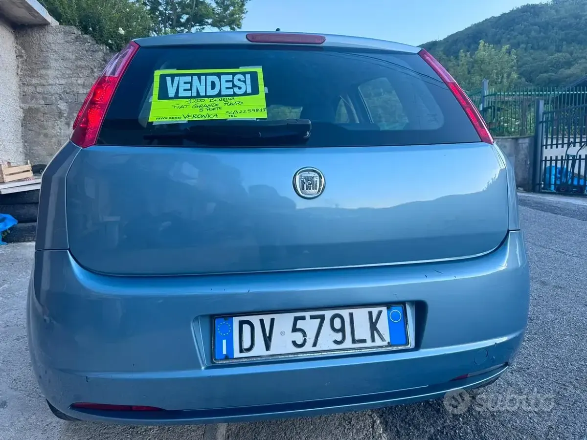 Usata Fiat Grande Punto 75 CV (55 kW) 2009 Blu Utilitaria