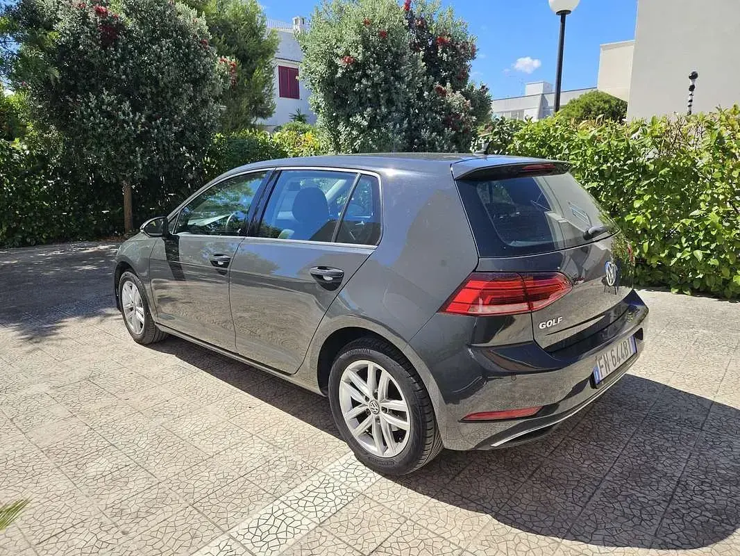 Usata VW Golf VII Business 116 CV (85 kW) 2018 Berlina