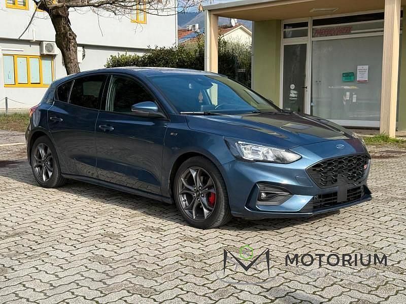 Usata Ford Focus ST-Line 120 CV (88 kW) 2021 Blu Berlina